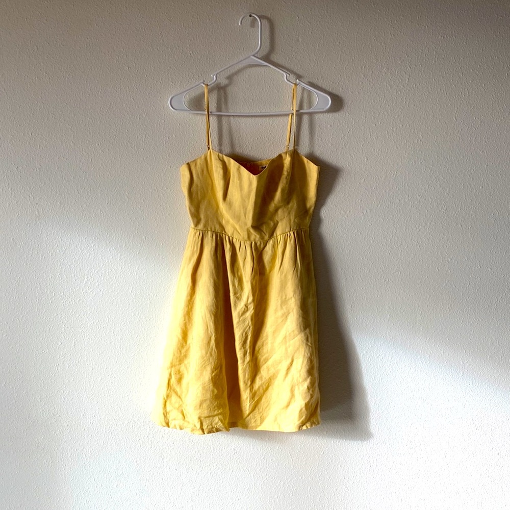Reformation. Size 4.